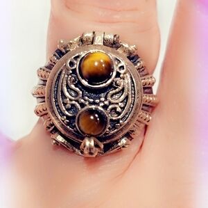 Poison Ring! Tigers Eye Sterling Silver 925 Gemstone Ring